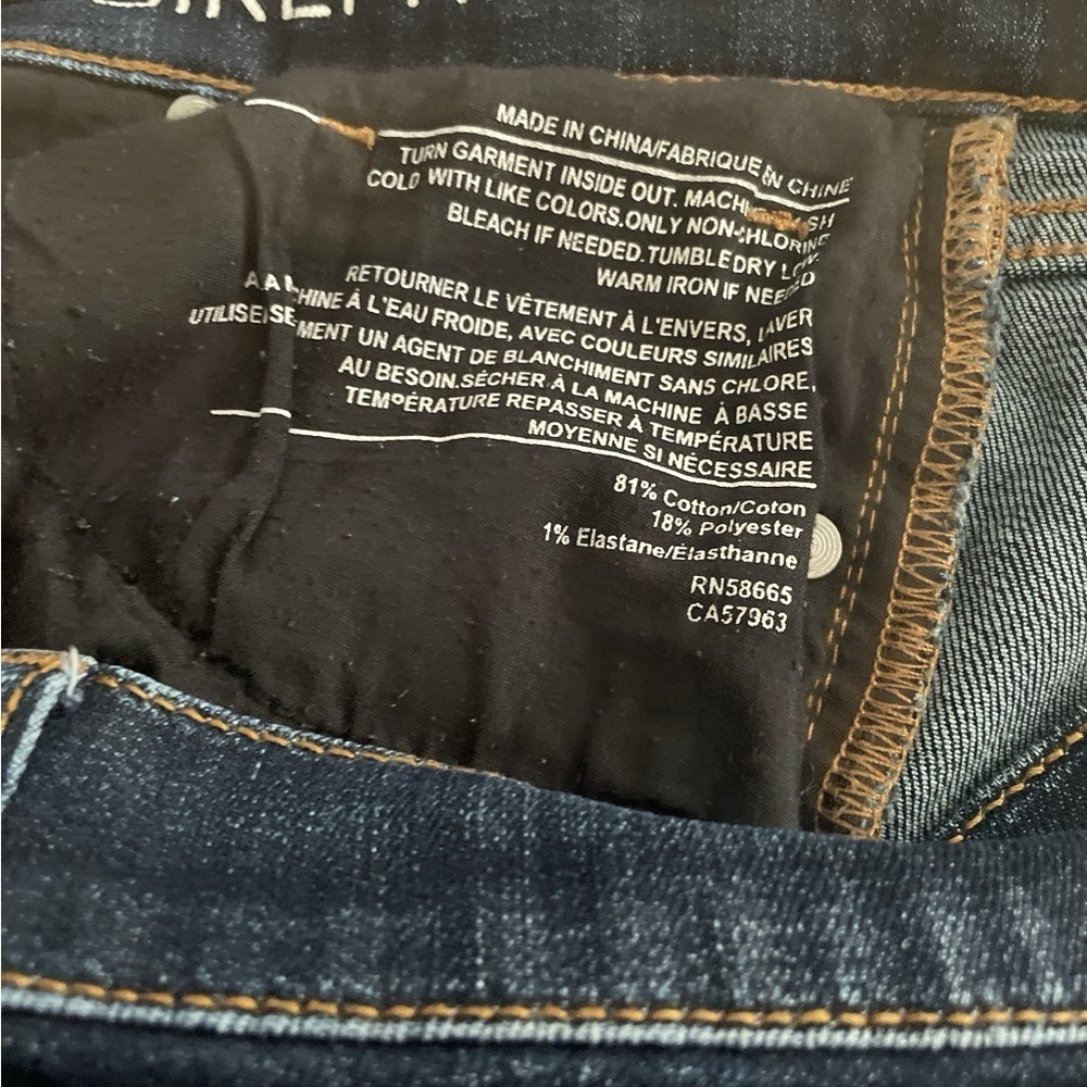 Halogen Girlfriend Straight Leg Jeans with Subtle Distressing - Picture 3 of 4